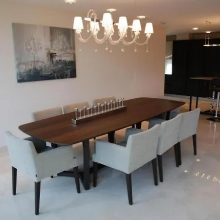Apartament Luxury Apartments For Russians *